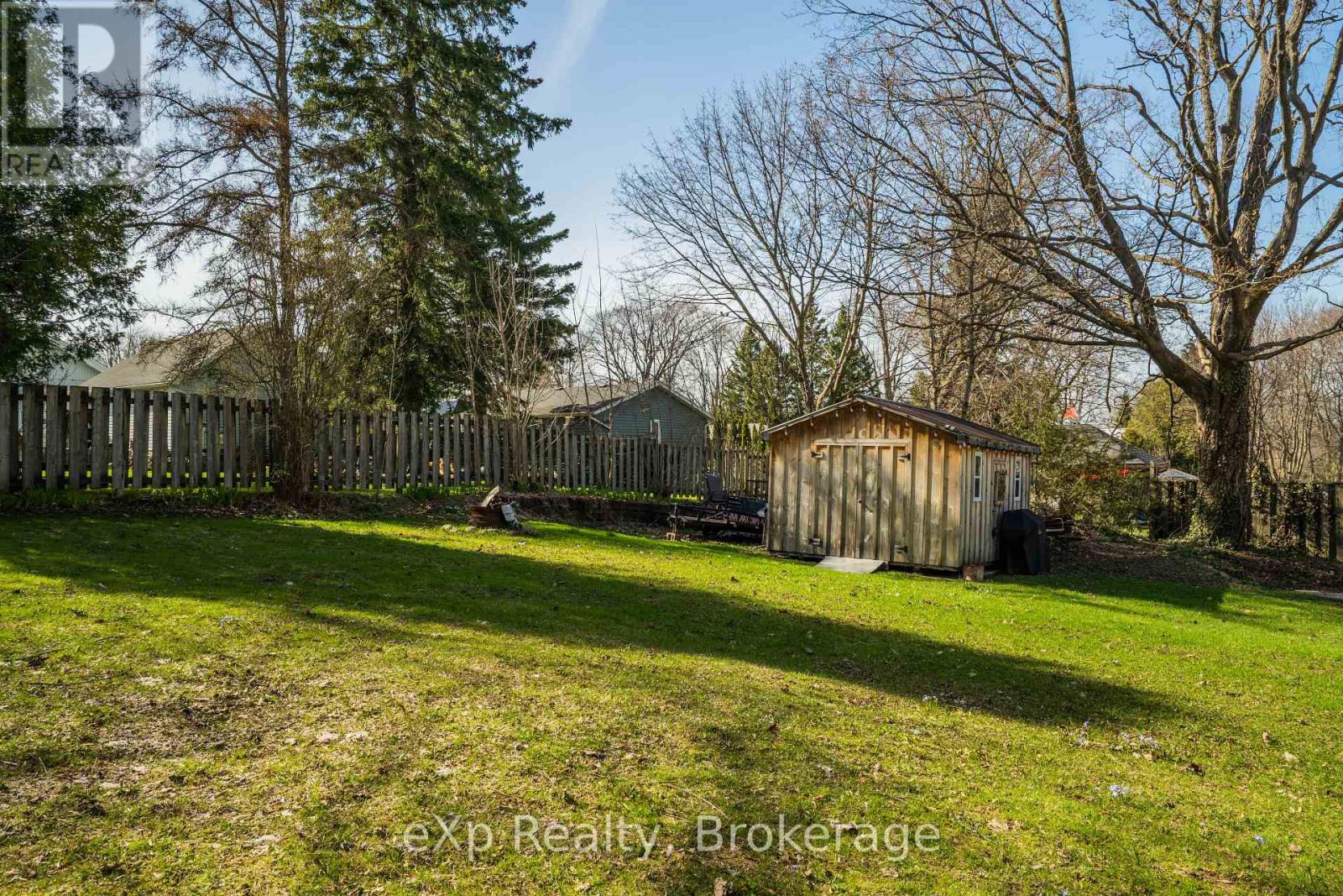 352 Berford Street Property Photo 39