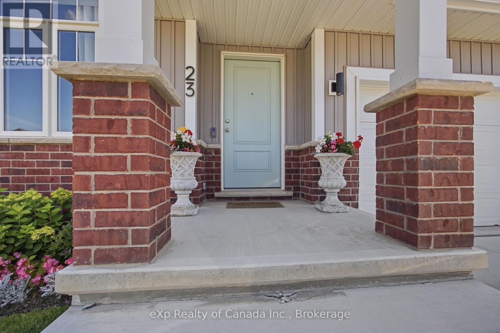 23 Evylean Court Property Photo 11