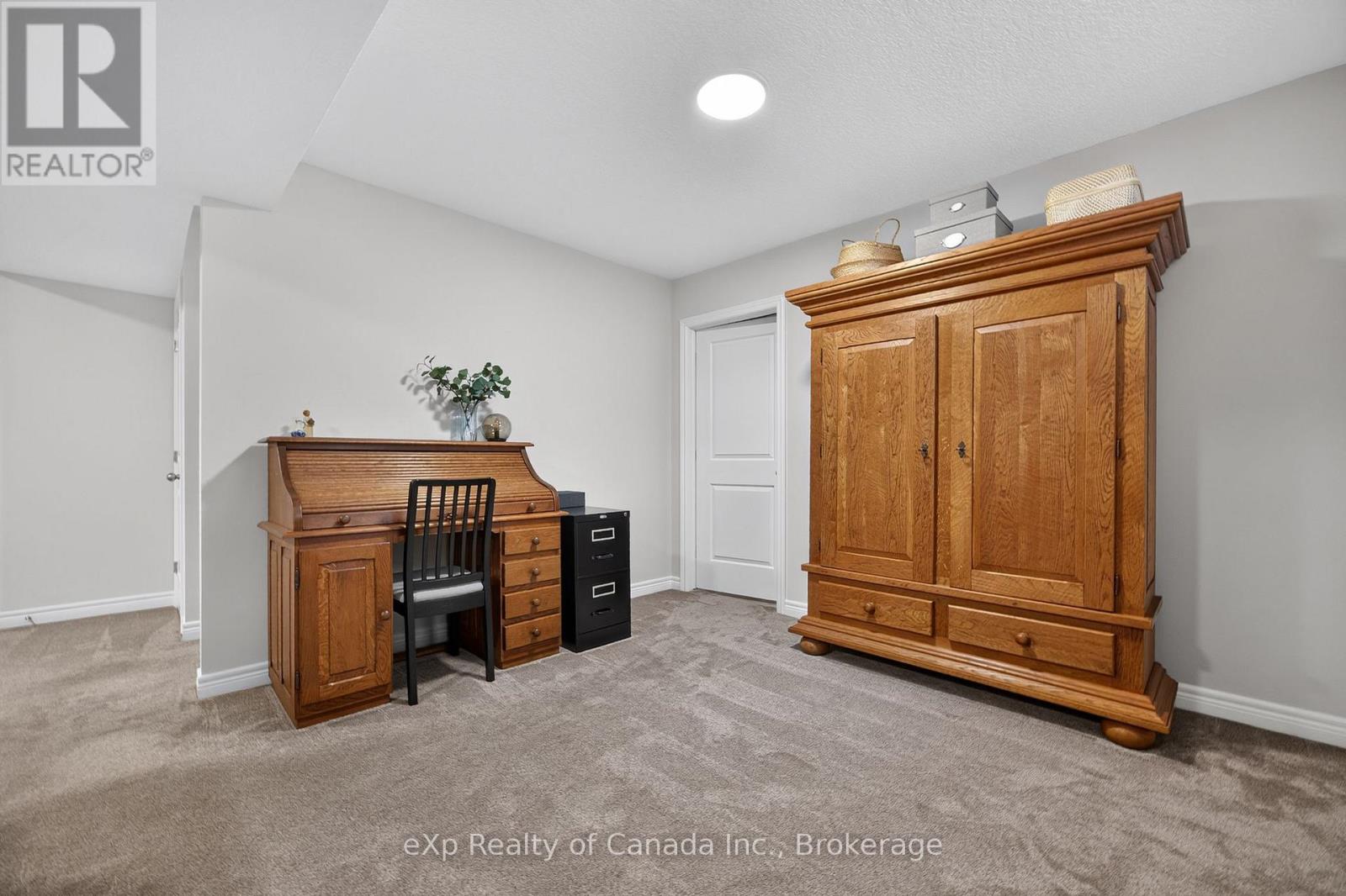 23 Evylean Court Property Photo 32