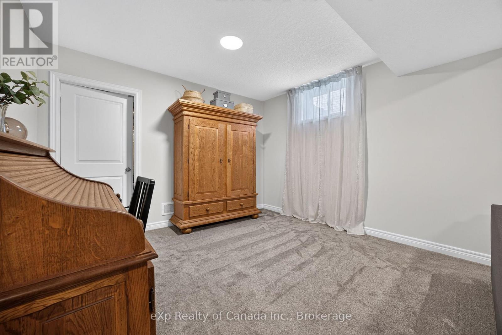 23 Evylean Court Property Photo 33