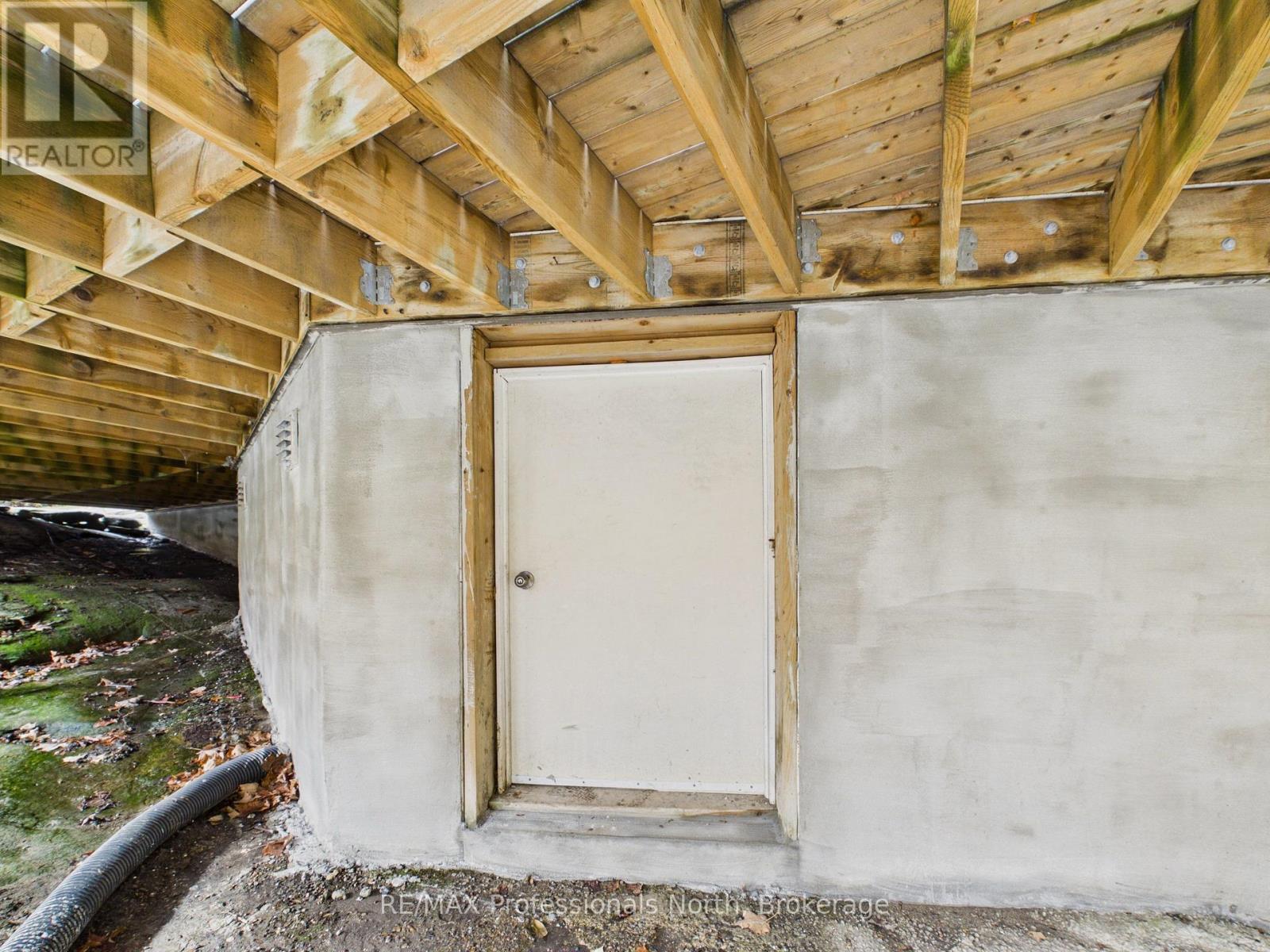 1266 North Shore Road Property Photo 37