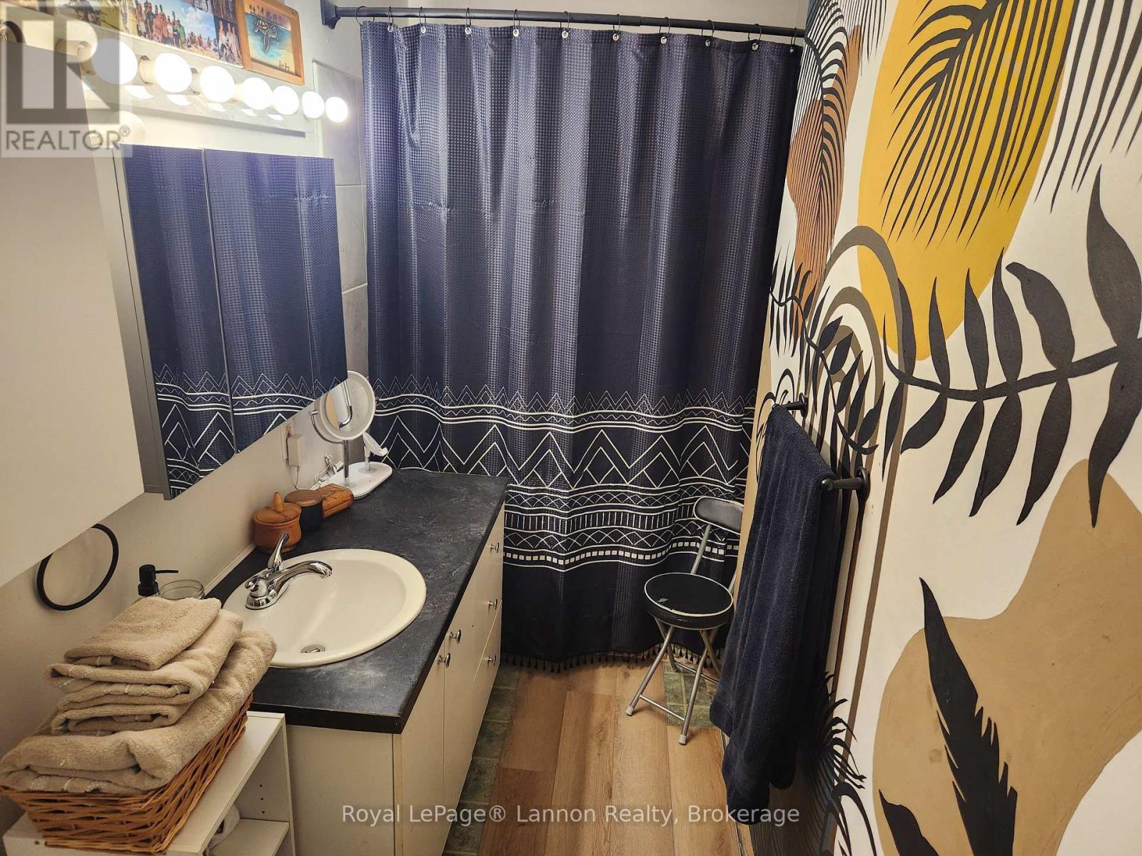 342 Amelia Street E Property Photo 9