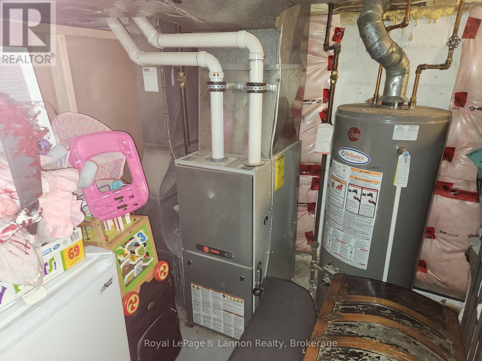 342 Amelia Street E Property Photo 22