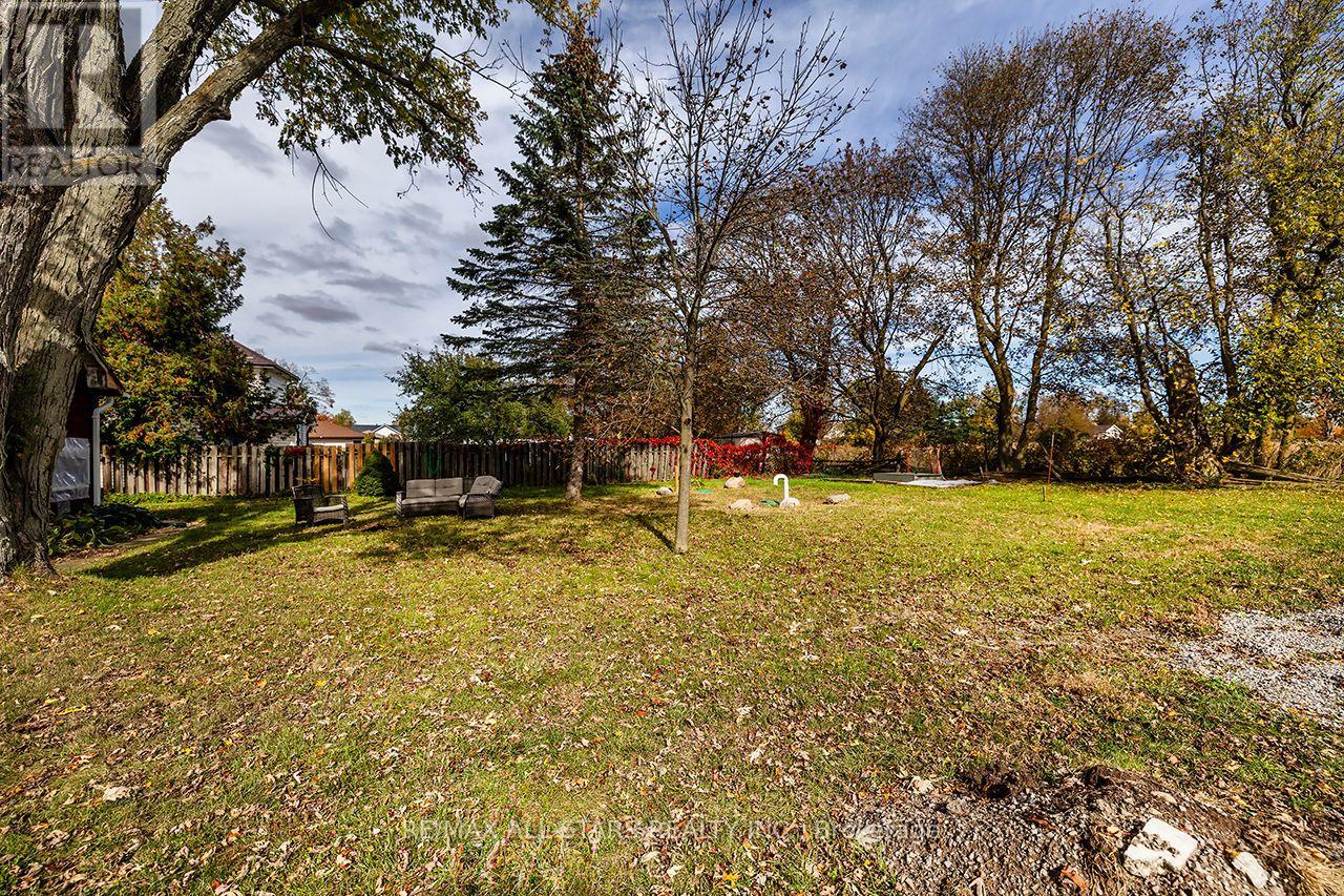 11 Church Street Property Photo 29