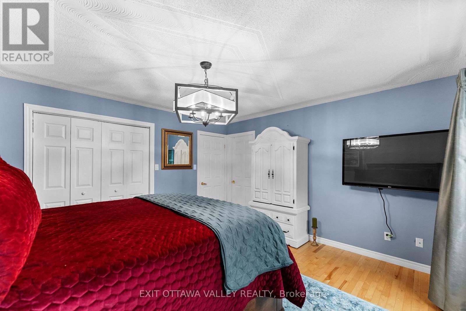62 Meadowview Drive Property Photo 18