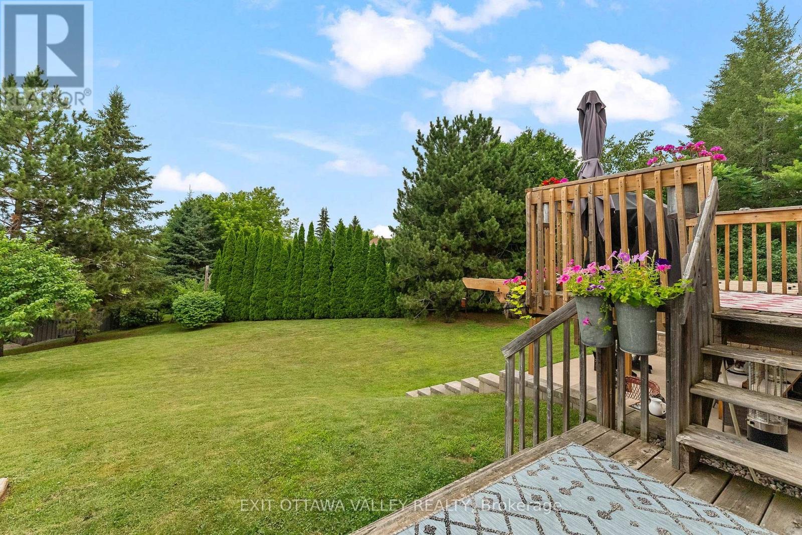 62 Meadowview Drive Property Photo 39