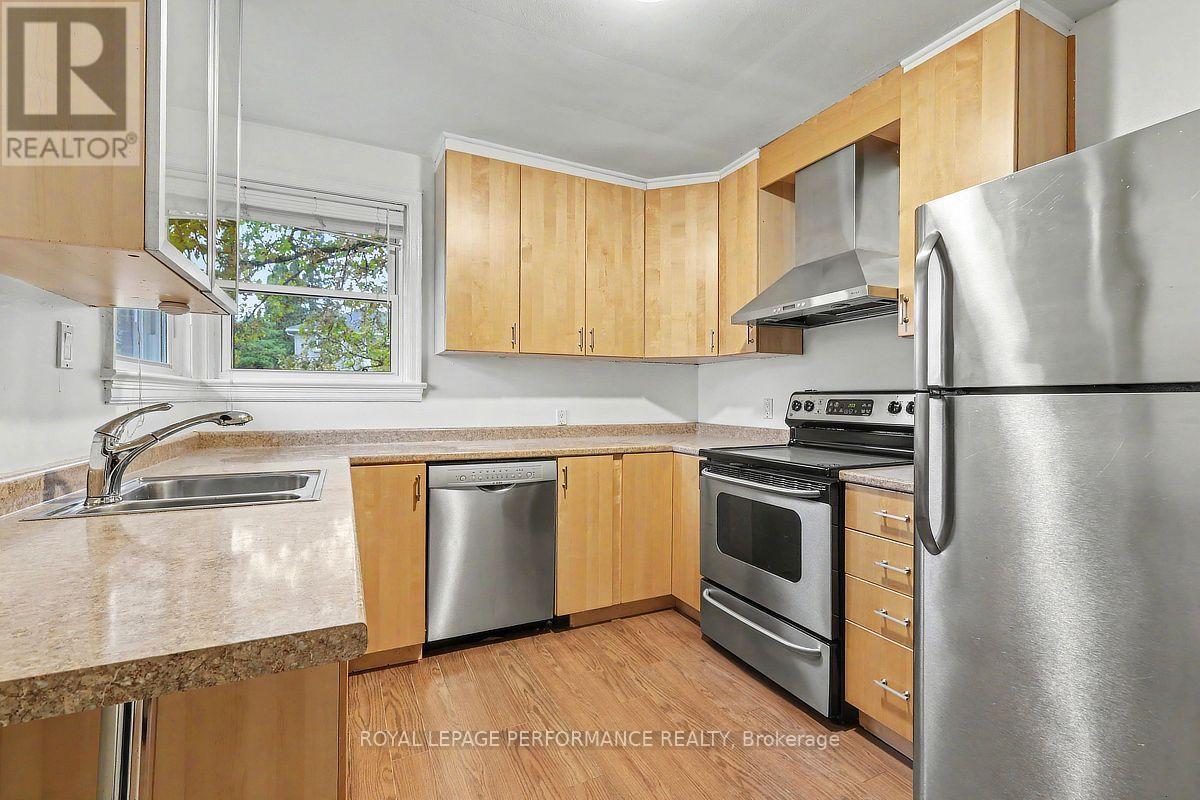 856 Iroquois Road Property Photo 7