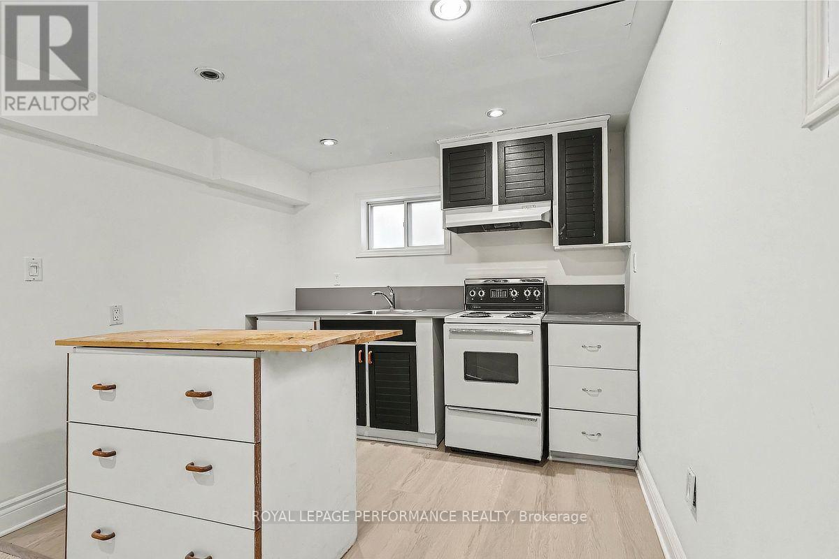 856 Iroquois Road Property Photo 17