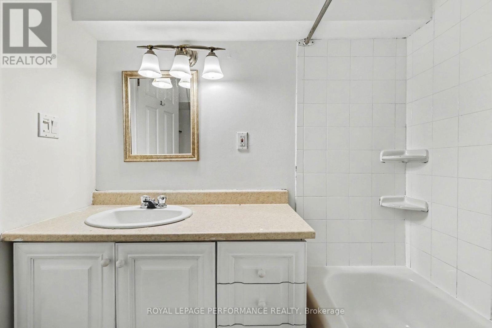856 Iroquois Road Property Photo 19
