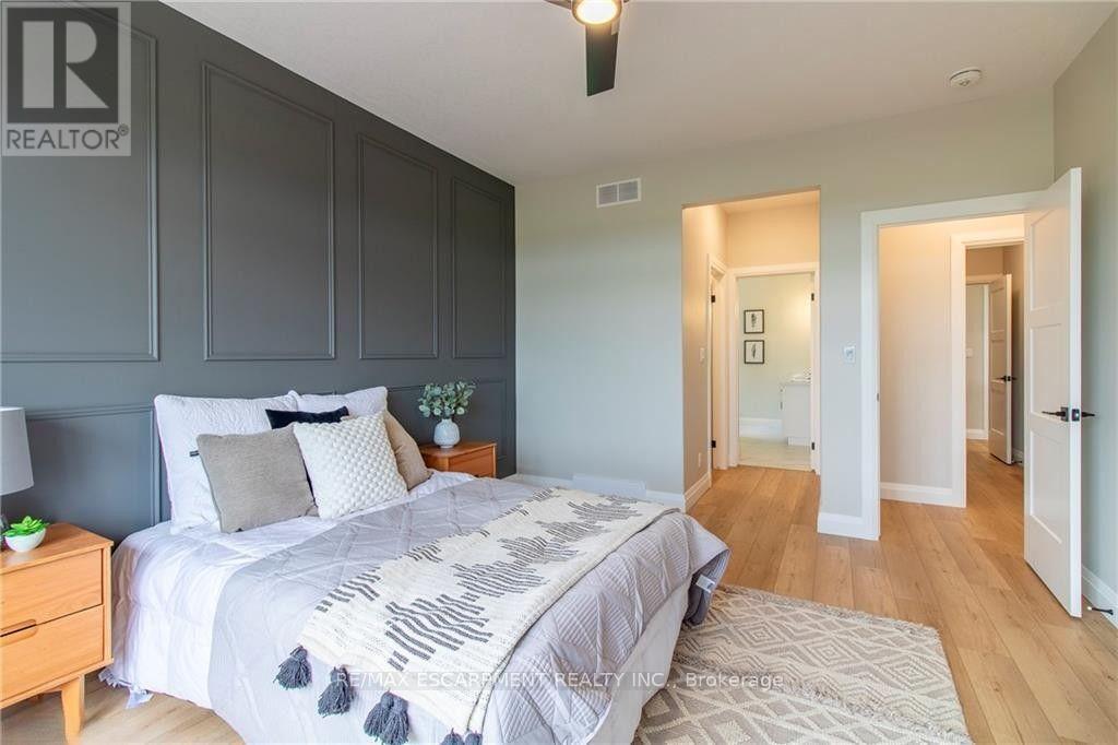 96 Craddock Boulevard Property Photo 14