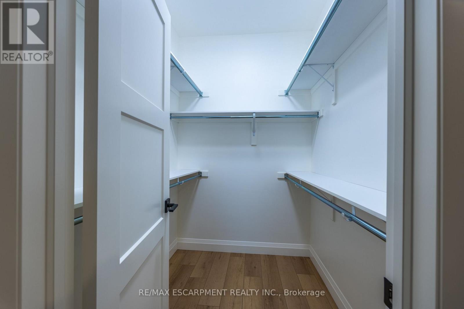 88 Craddock Boulevard Property Photo 21