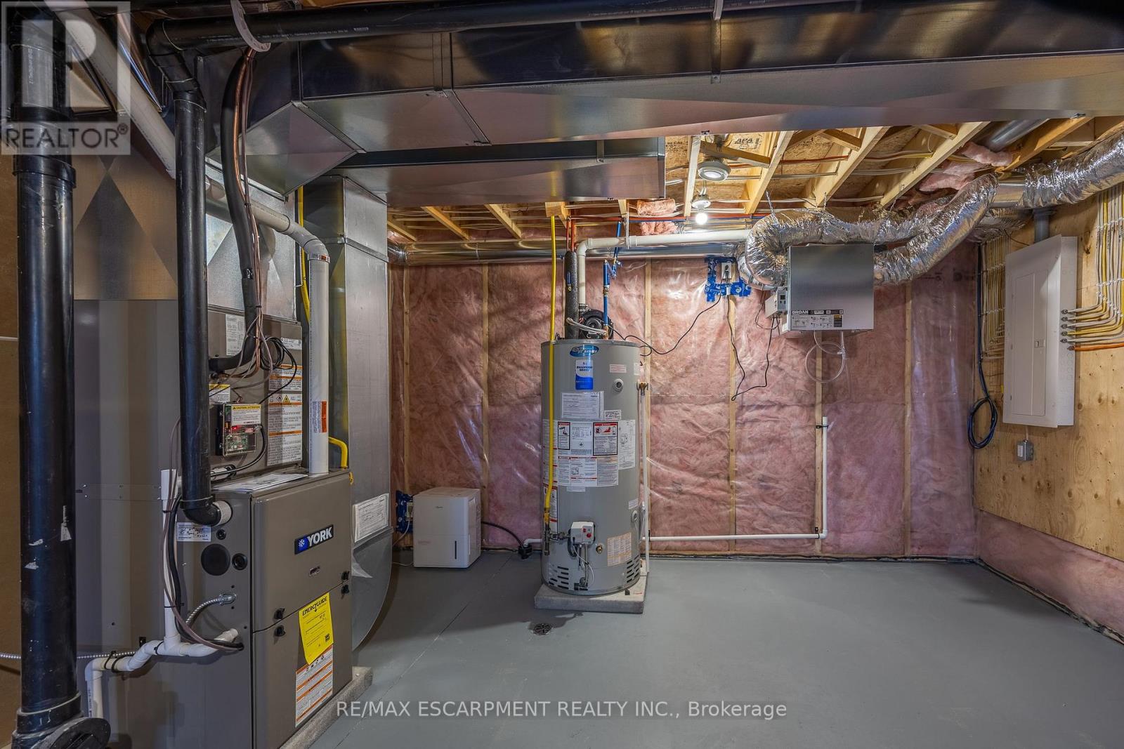 88 Craddock Boulevard Property Photo 26