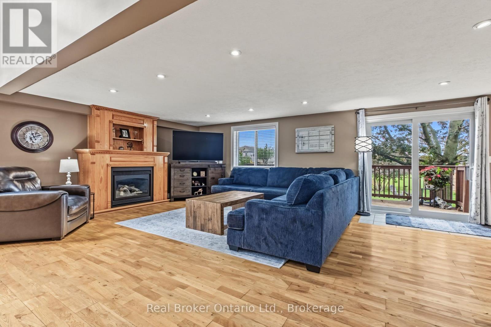 2340 9th Avenue E Property Photo 16