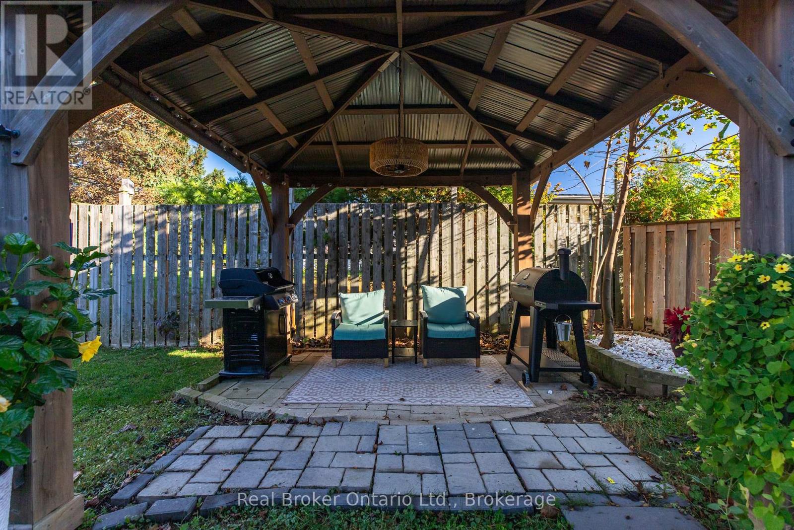 2340 9th Avenue E Property Photo 44