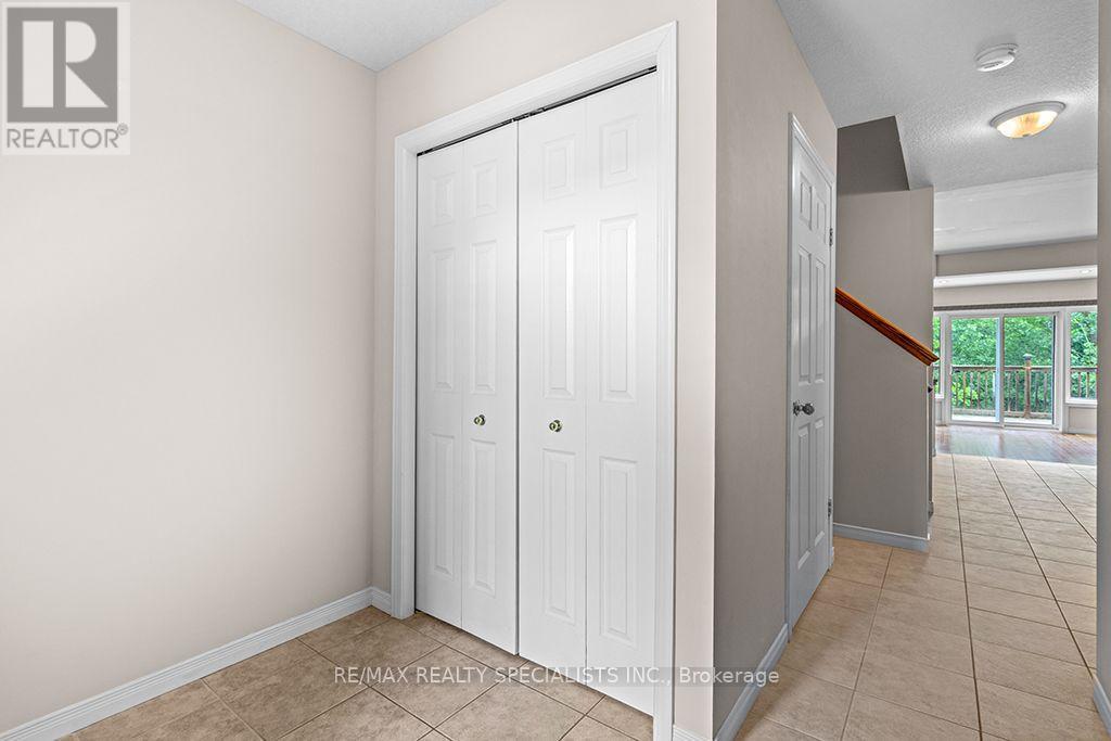 292 Briarmeadow Drive Property Photo 4