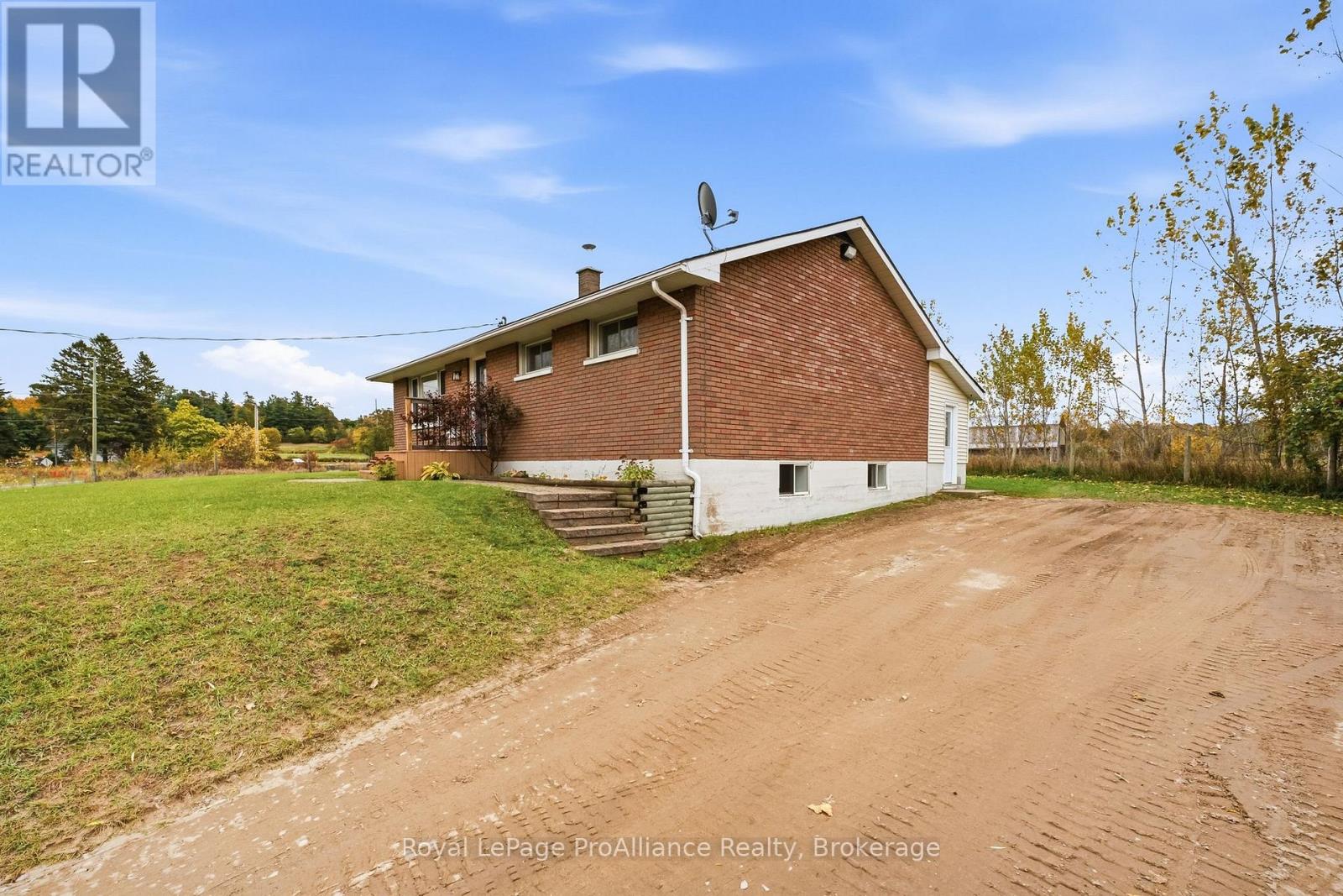 685 Will Johnson Road Property Photo 3