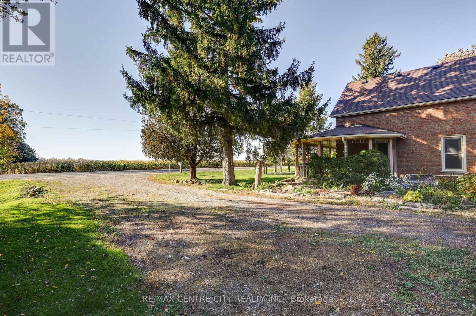 9200 Springwater Road Property Photo 4