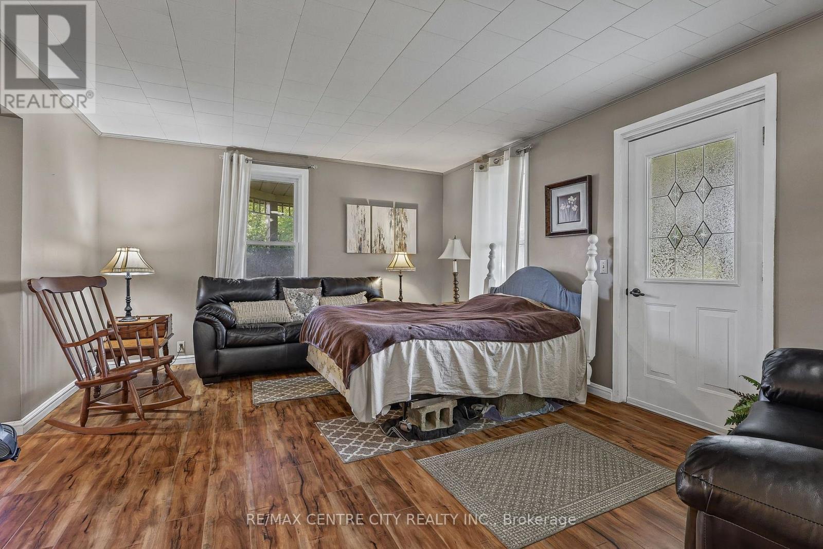 9200 Springwater Road Property Photo 18