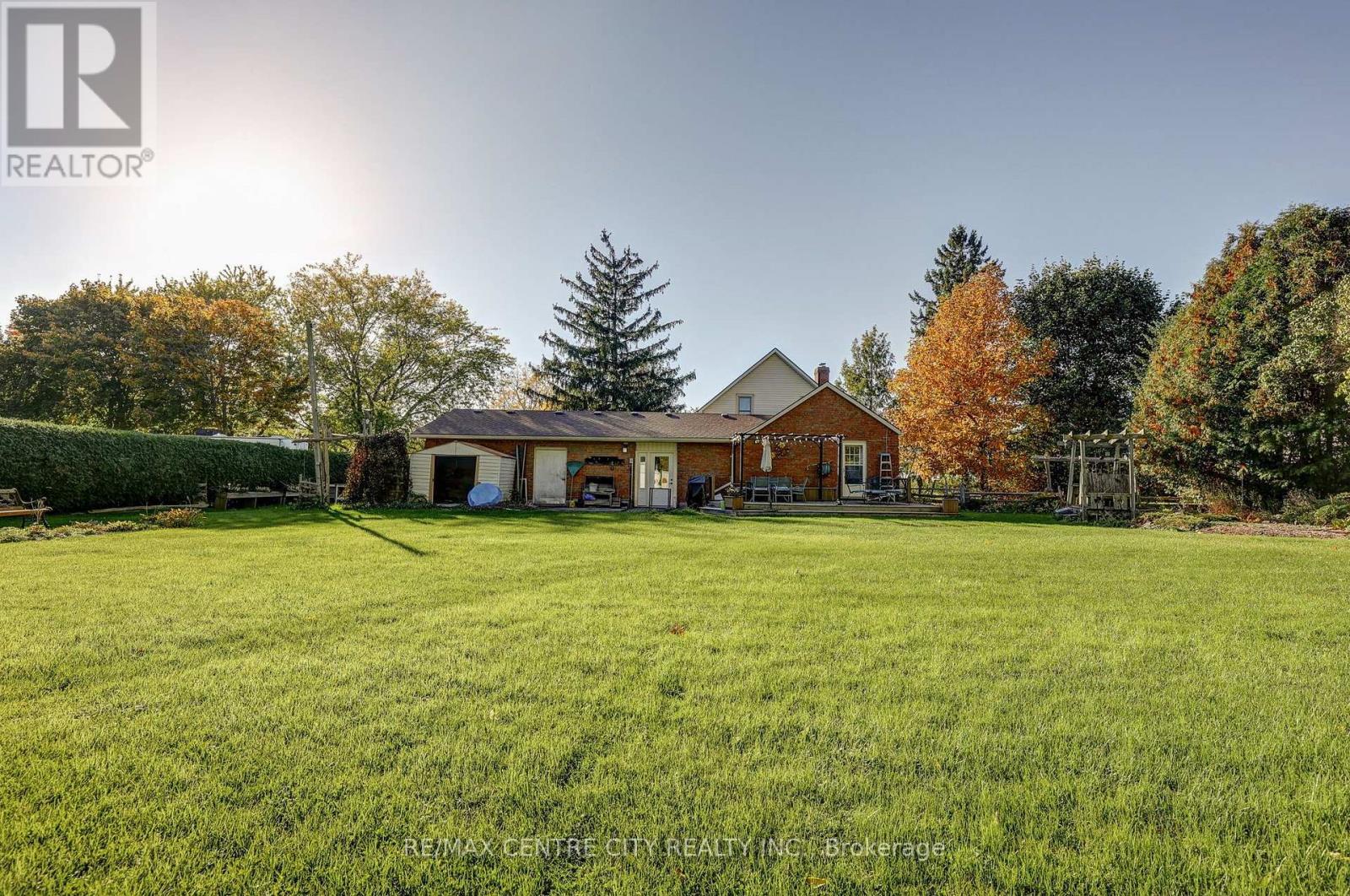 9200 Springwater Road Property Photo 40