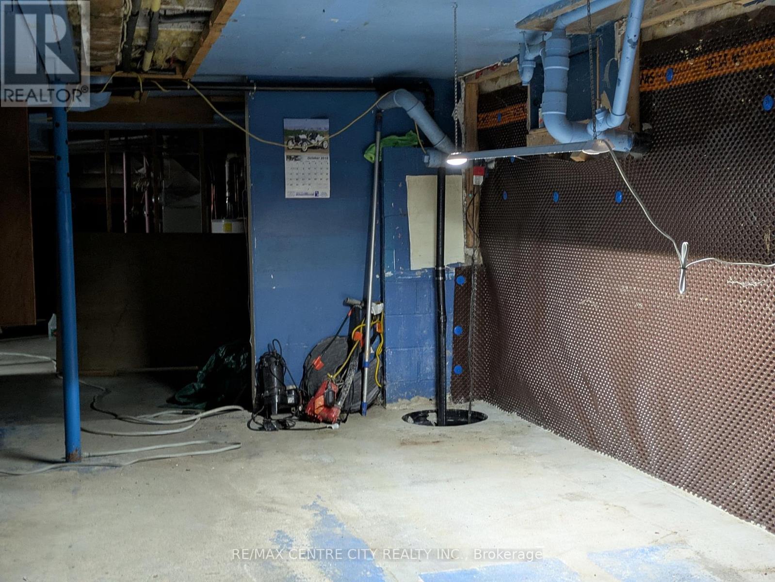 9200 Springwater Road Property Photo 43