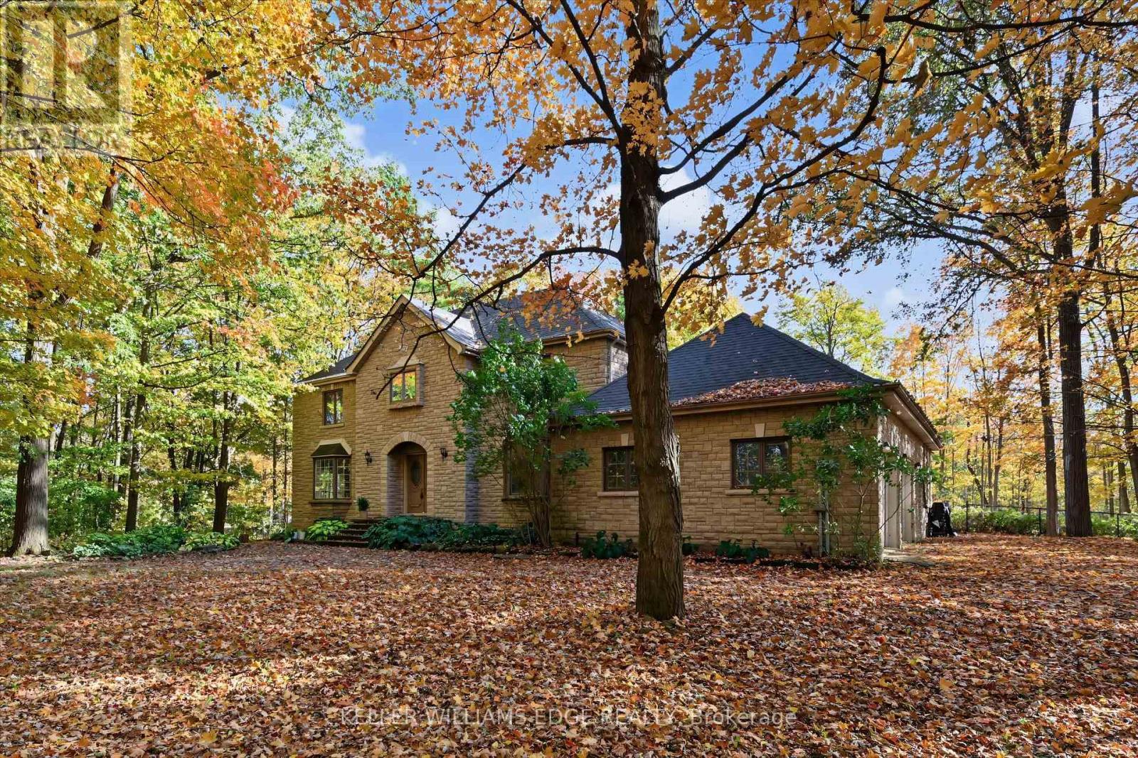 872 6th Conc Road W Property Photo 1