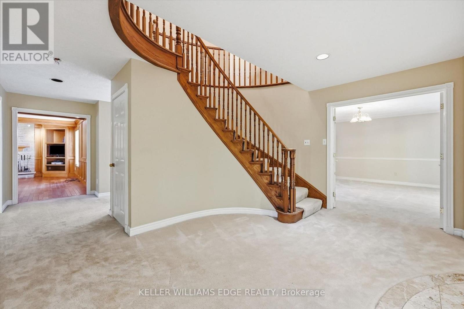 872 6th Conc Road W Property Photo 7