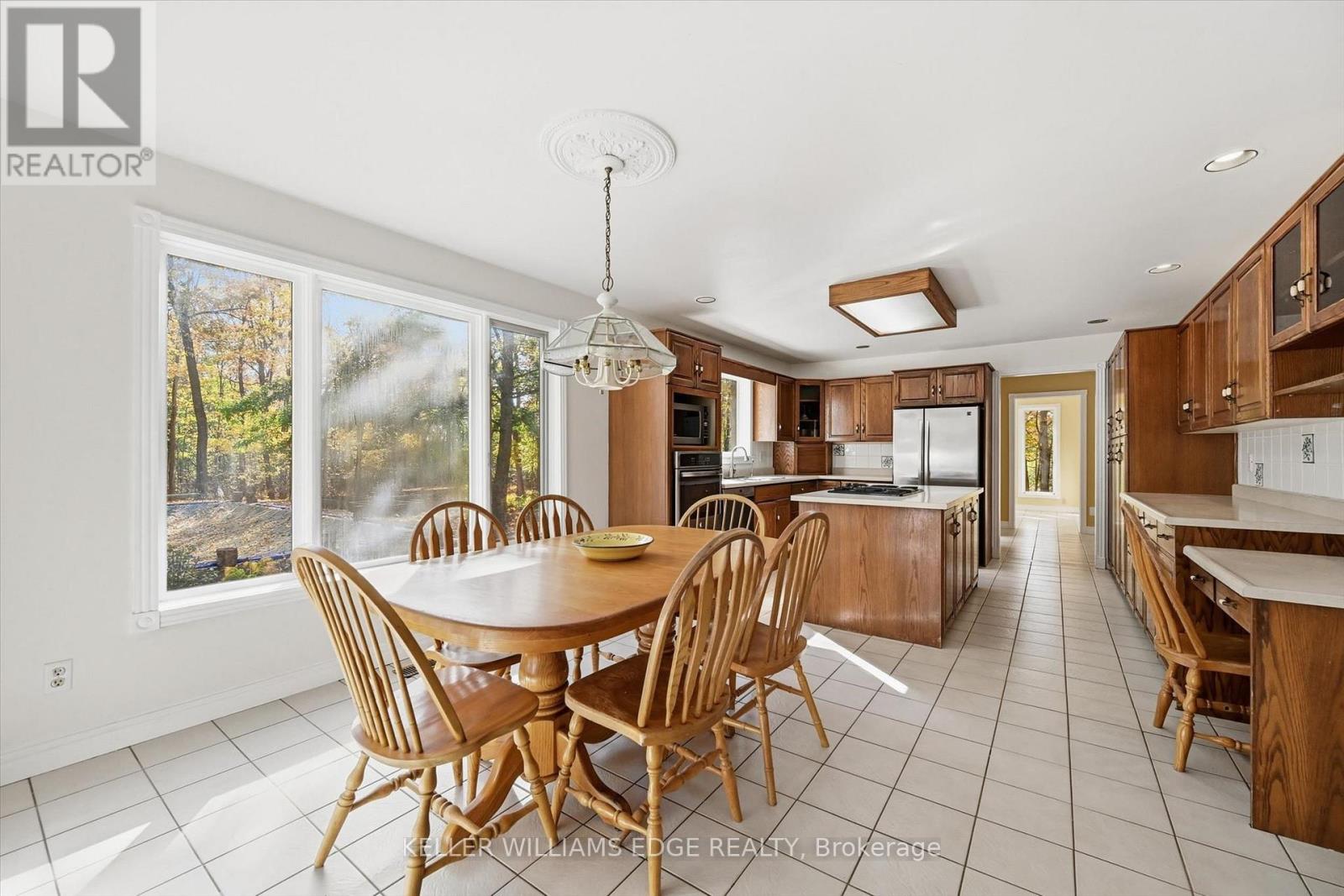 872 6th Conc Road W Property Photo 13