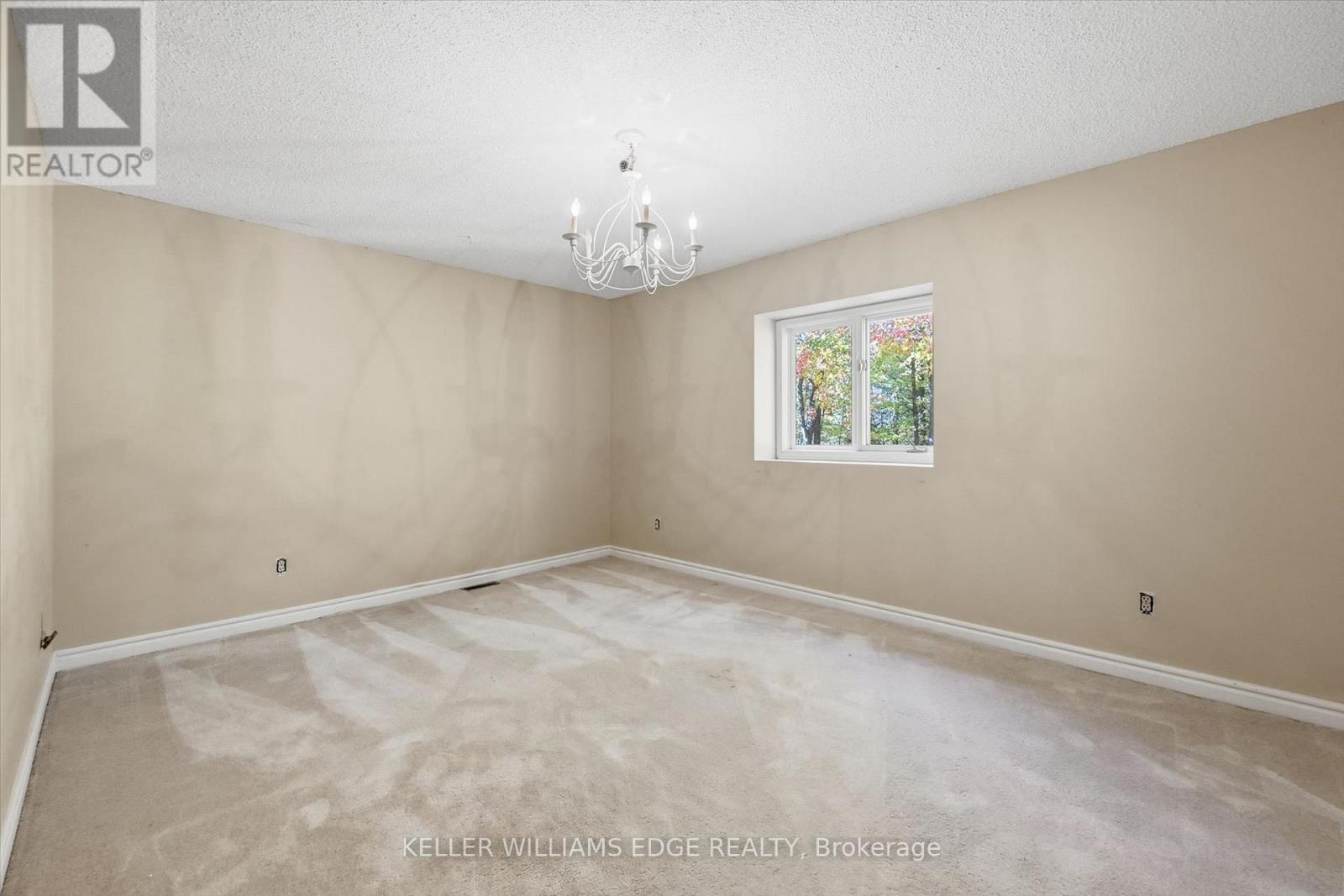 872 6th Conc Road W Property Photo 27