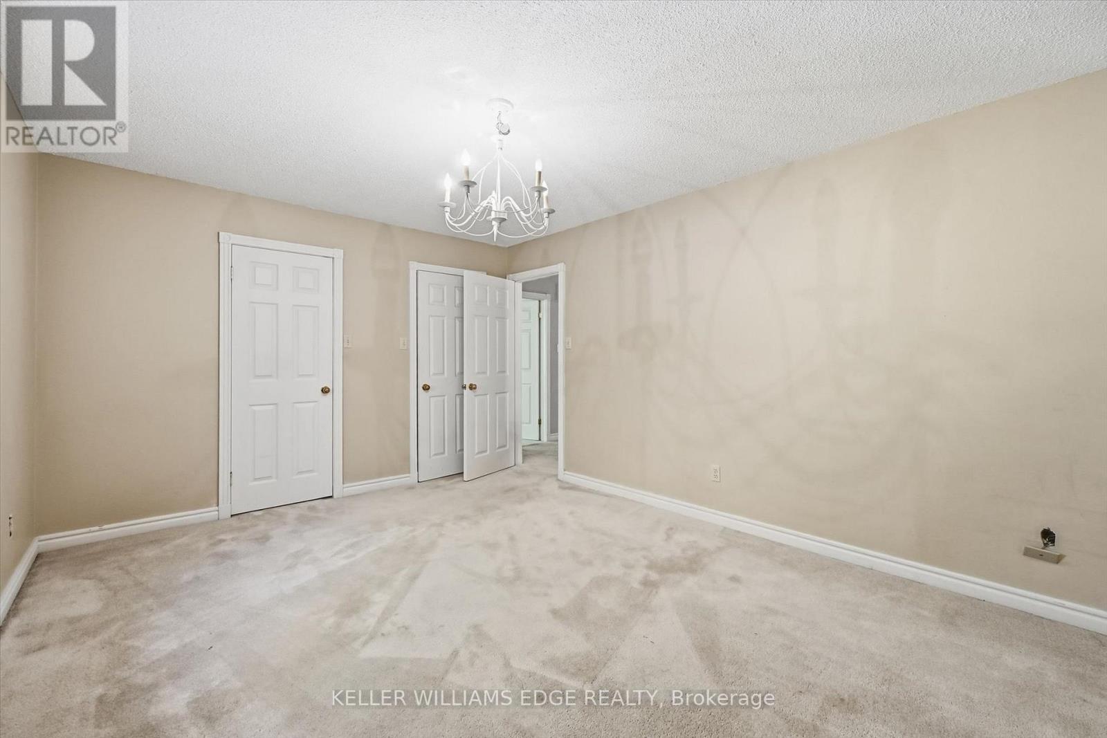 872 6th Conc Road W Property Photo 28