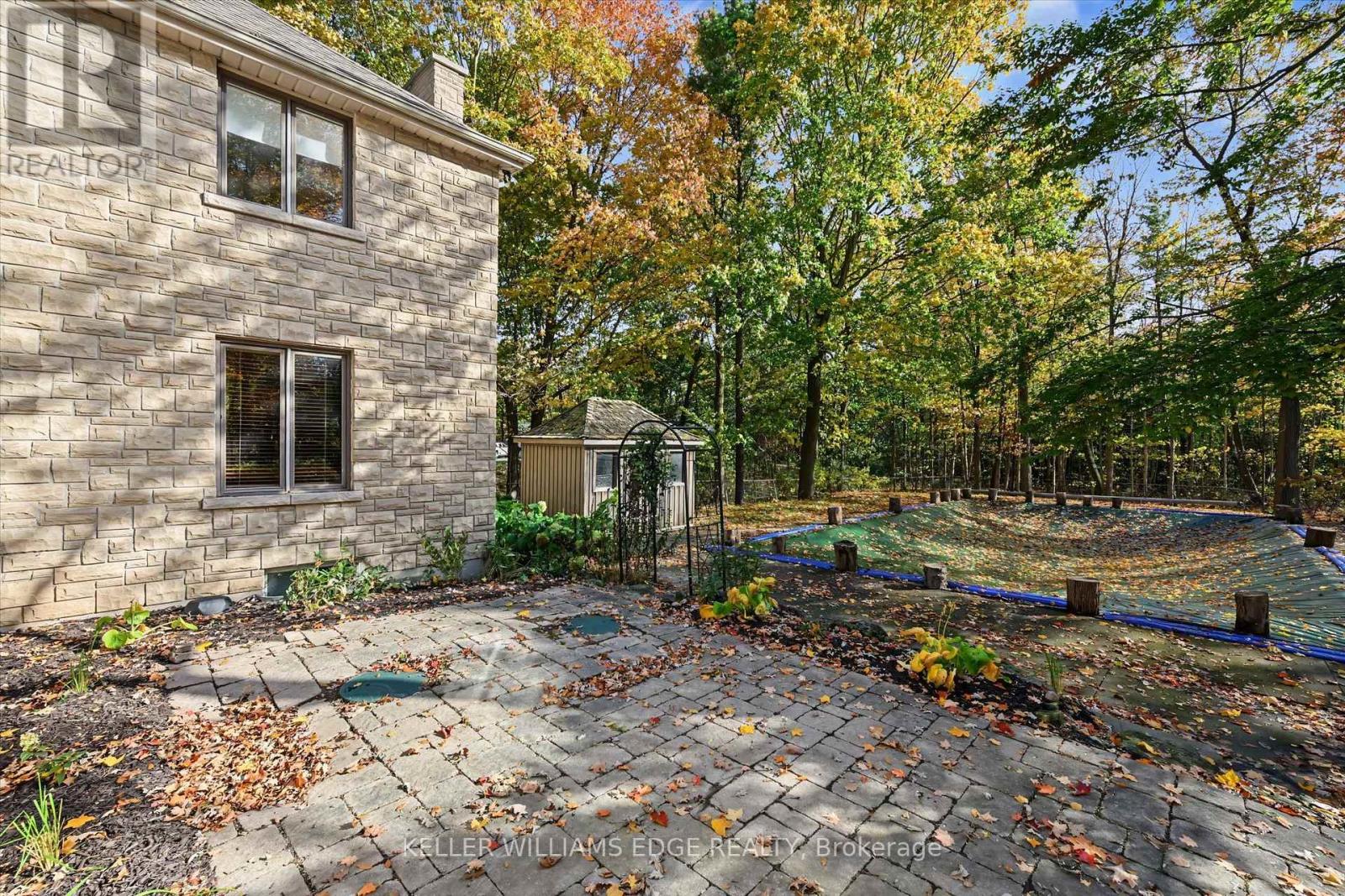 872 6th Conc Road W Property Photo 40