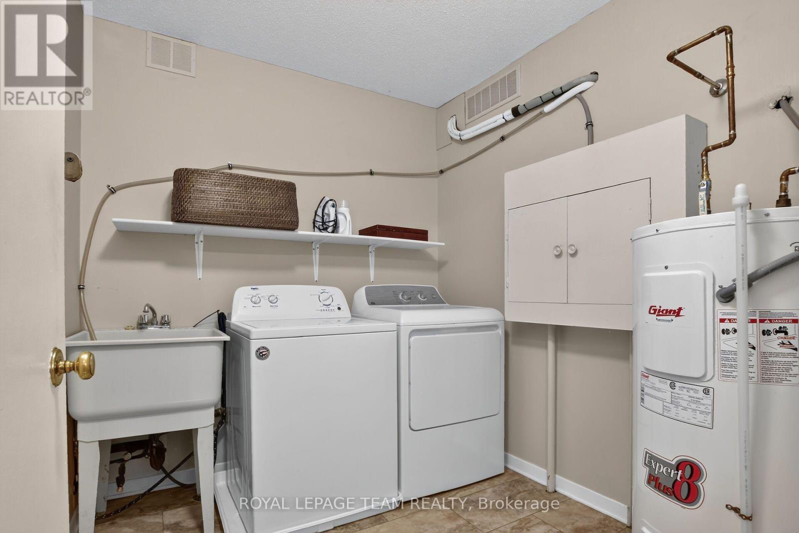 37c Stonehaven Drive Property Photo 29