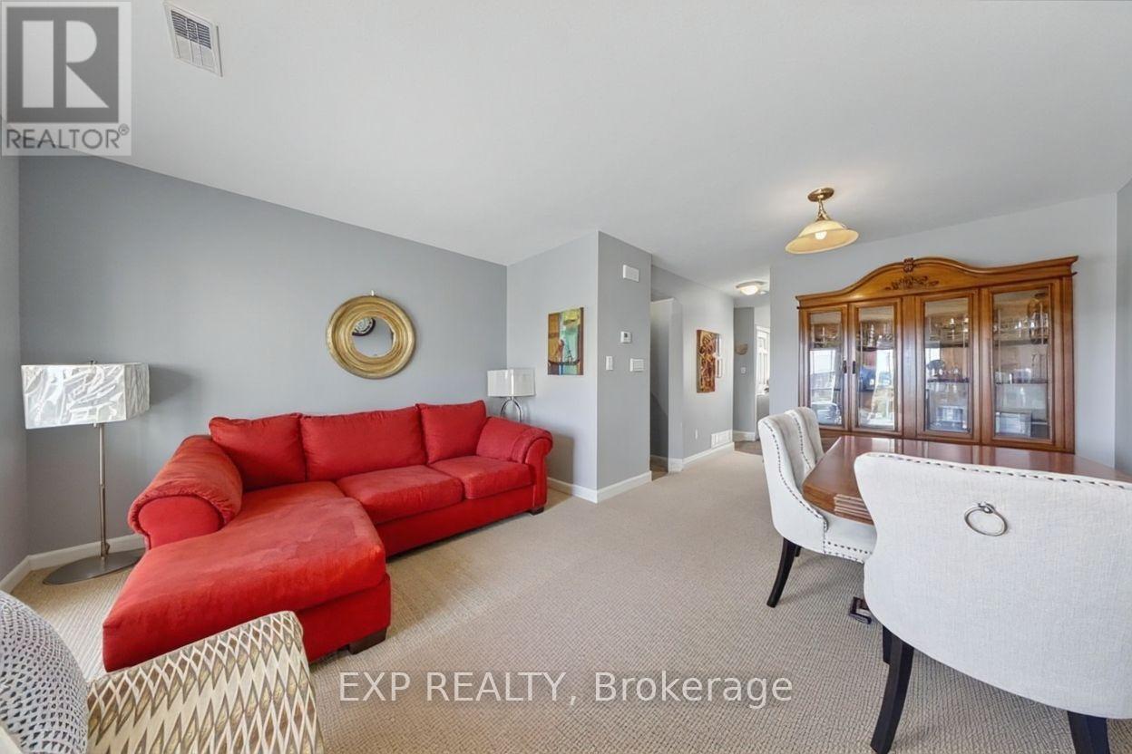290 Espin Heights Property Photo 4