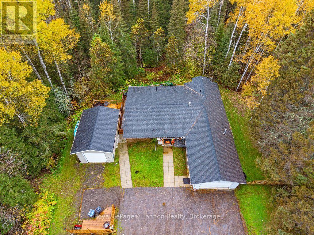 1565 Mountain Road Property Photo 2