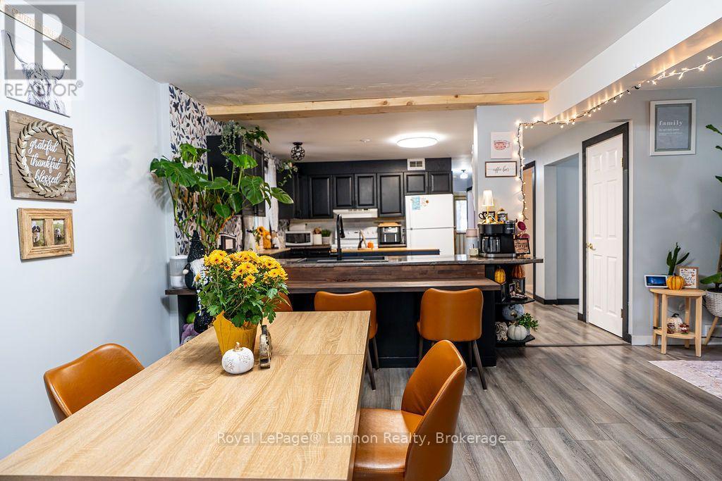 1565 Mountain Road Property Photo 6