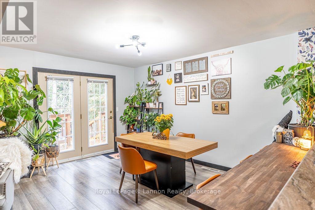 1565 Mountain Road Property Photo 7