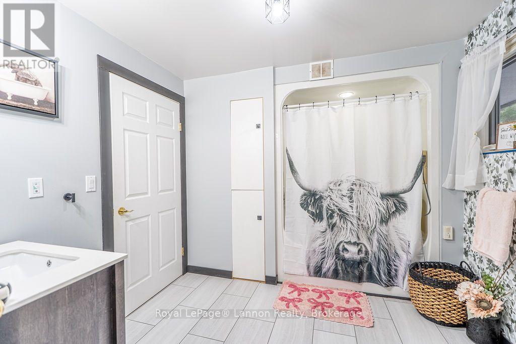 1565 Mountain Road Property Photo 24