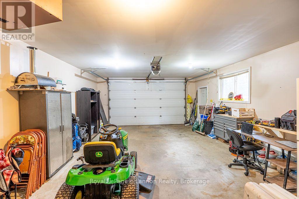 1565 Mountain Road Property Photo 32