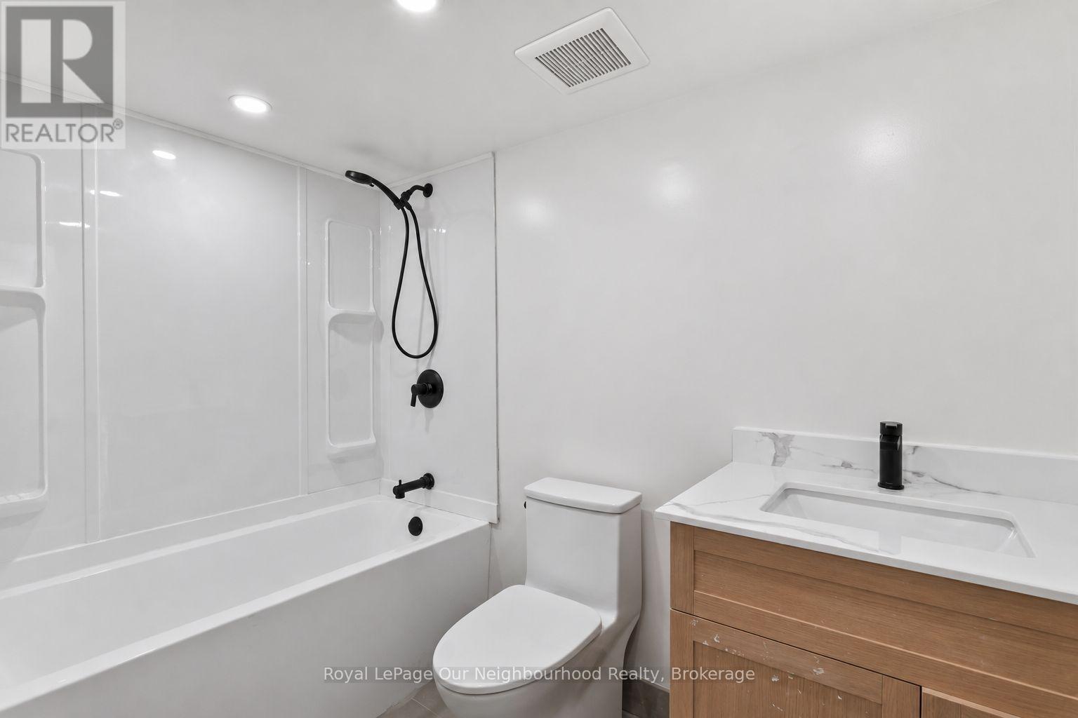 B - 513 Parkhill Road W Property Photo 5