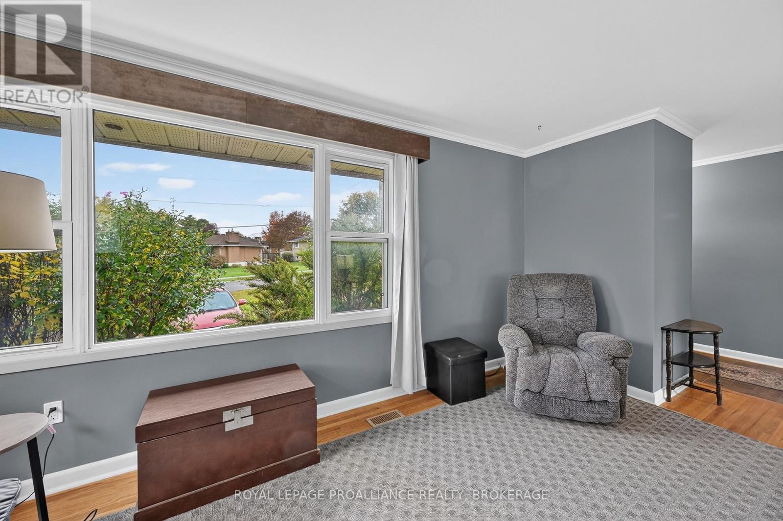 39 Fairfield Boulevard Property Photo 8