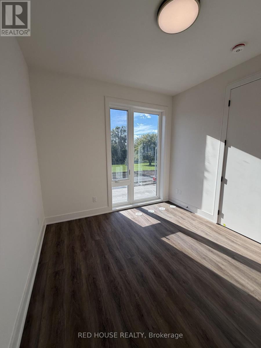 270 Ellis Avenue Property Photo 15