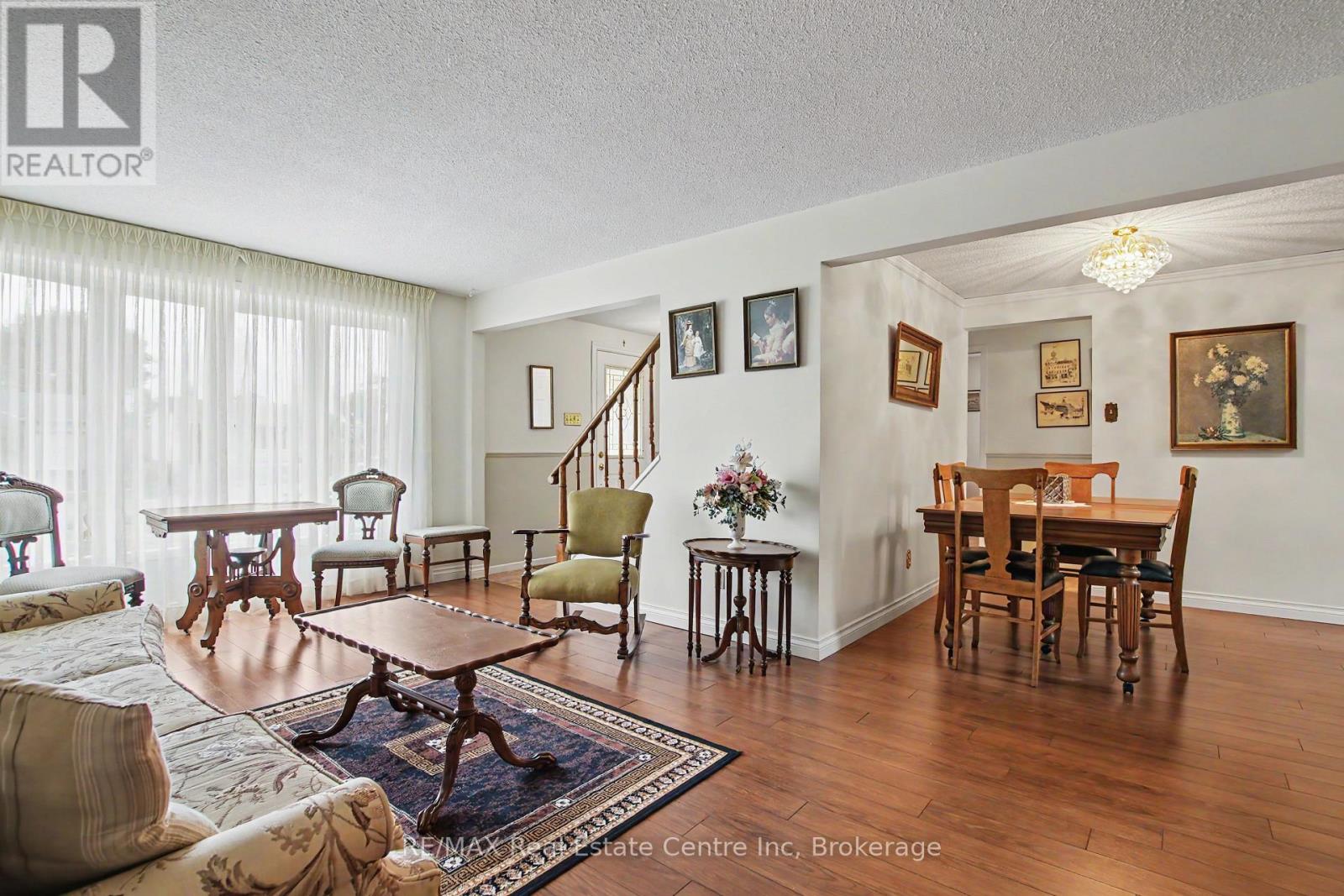 78 Rolling Meadows Drive Property Photo 7