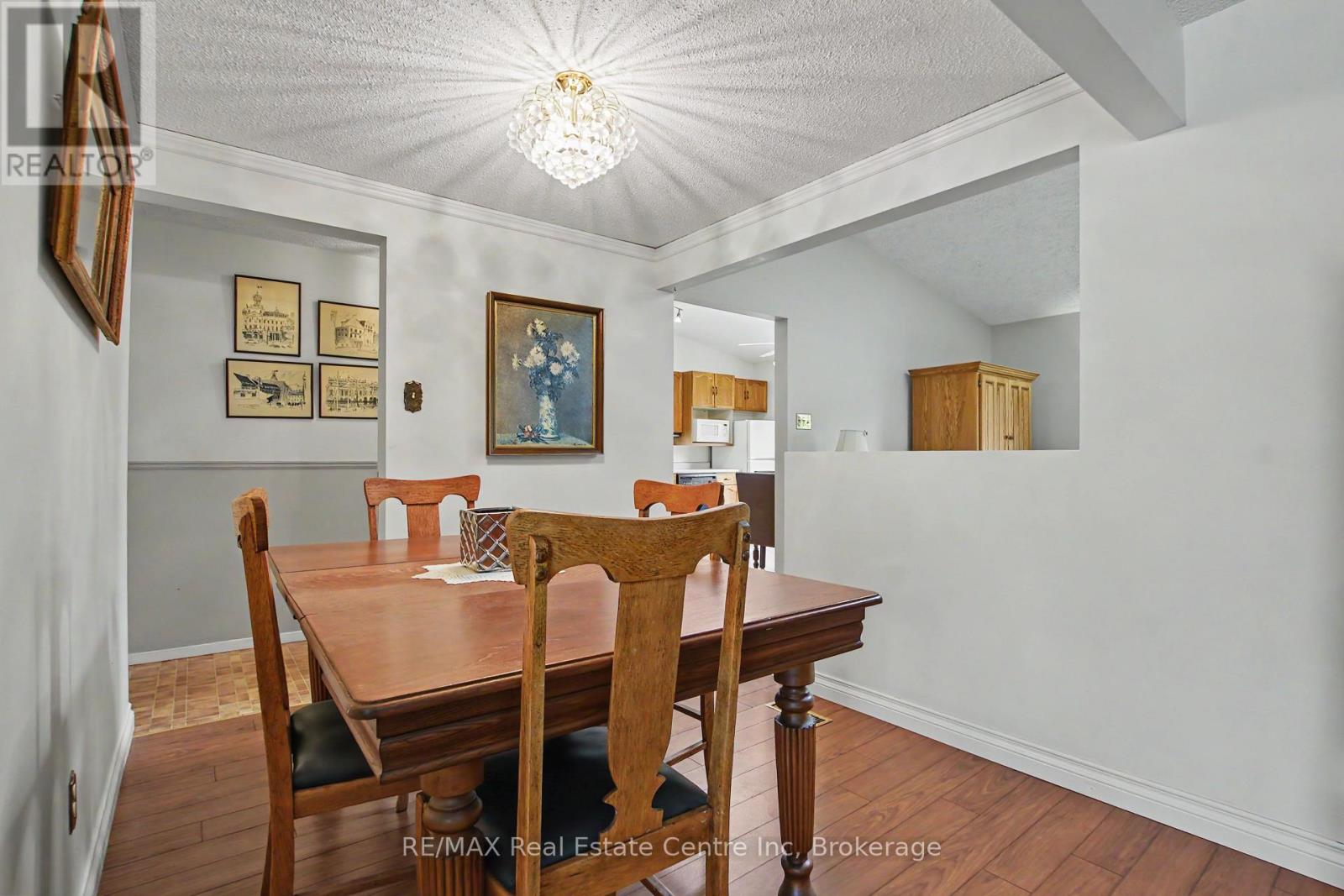 78 Rolling Meadows Drive Property Photo 11