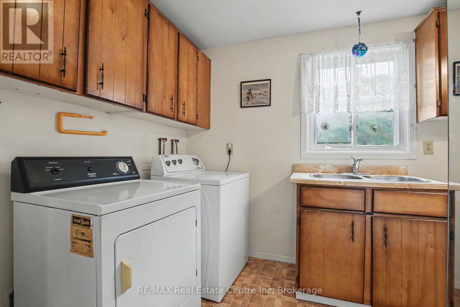 78 Rolling Meadows Drive Property Photo 19