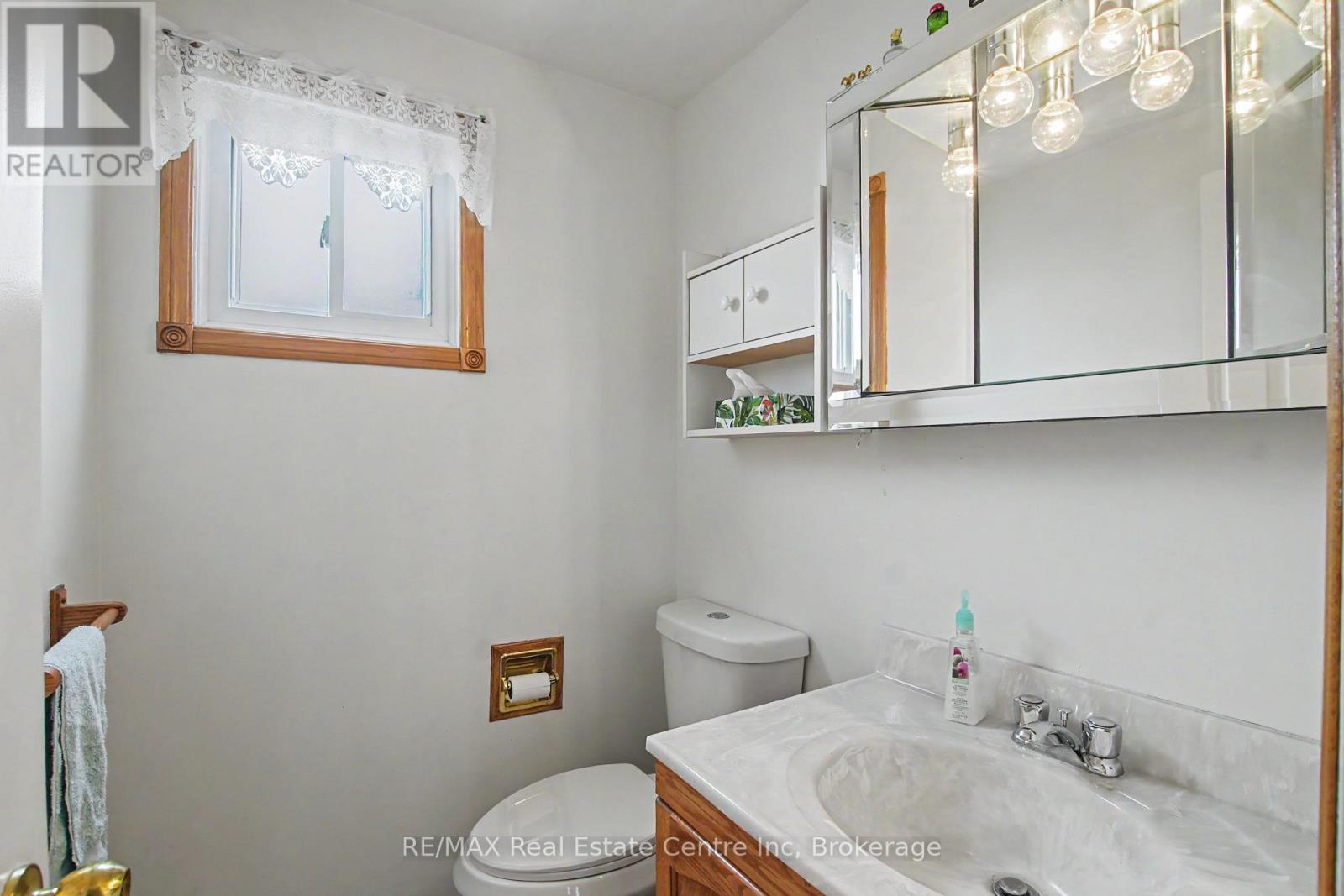 78 Rolling Meadows Drive Property Photo 20