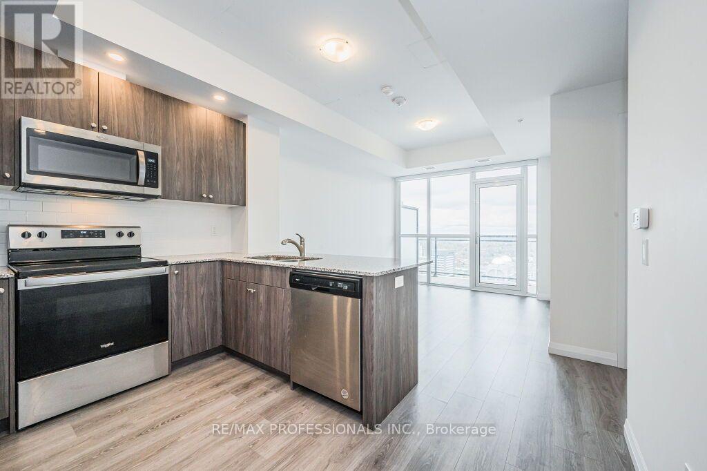 2504 - 60 Charles Street W Property Photo 4