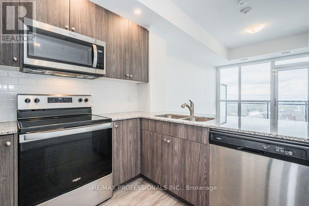 2504 - 60 Charles Street W Property Photo 6