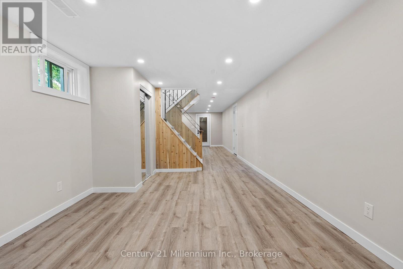 873 9th Avenue E Property Photo 15