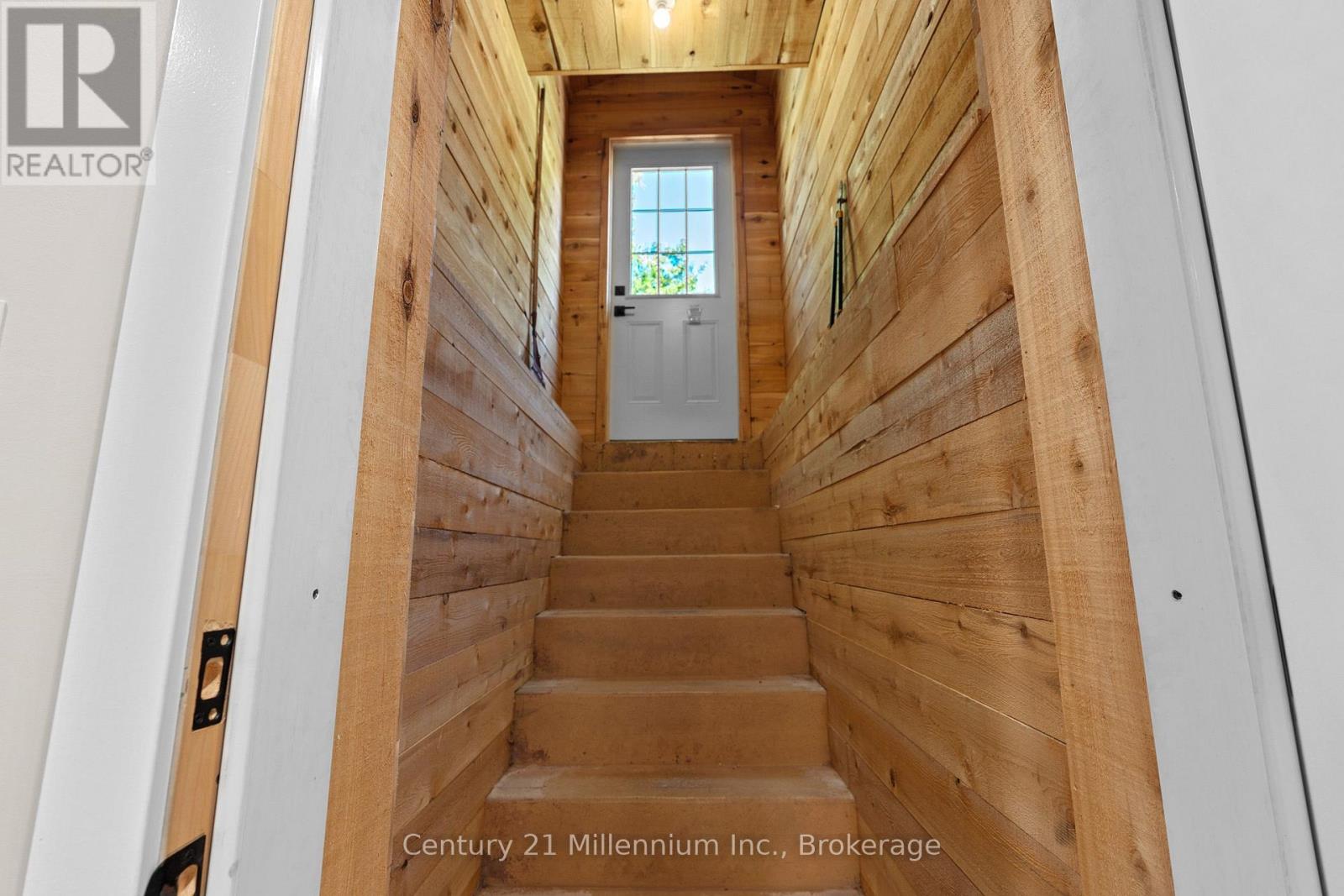 873 9th Avenue E Property Photo 23