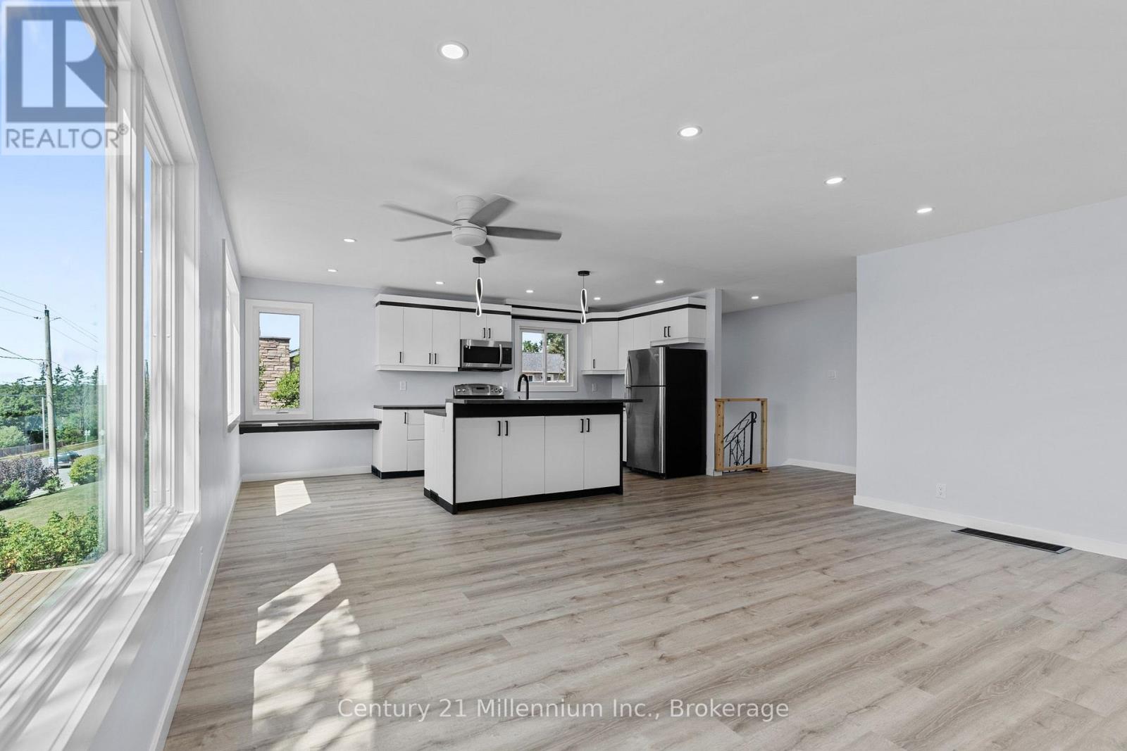 873 9th Avenue E Property Photo 35