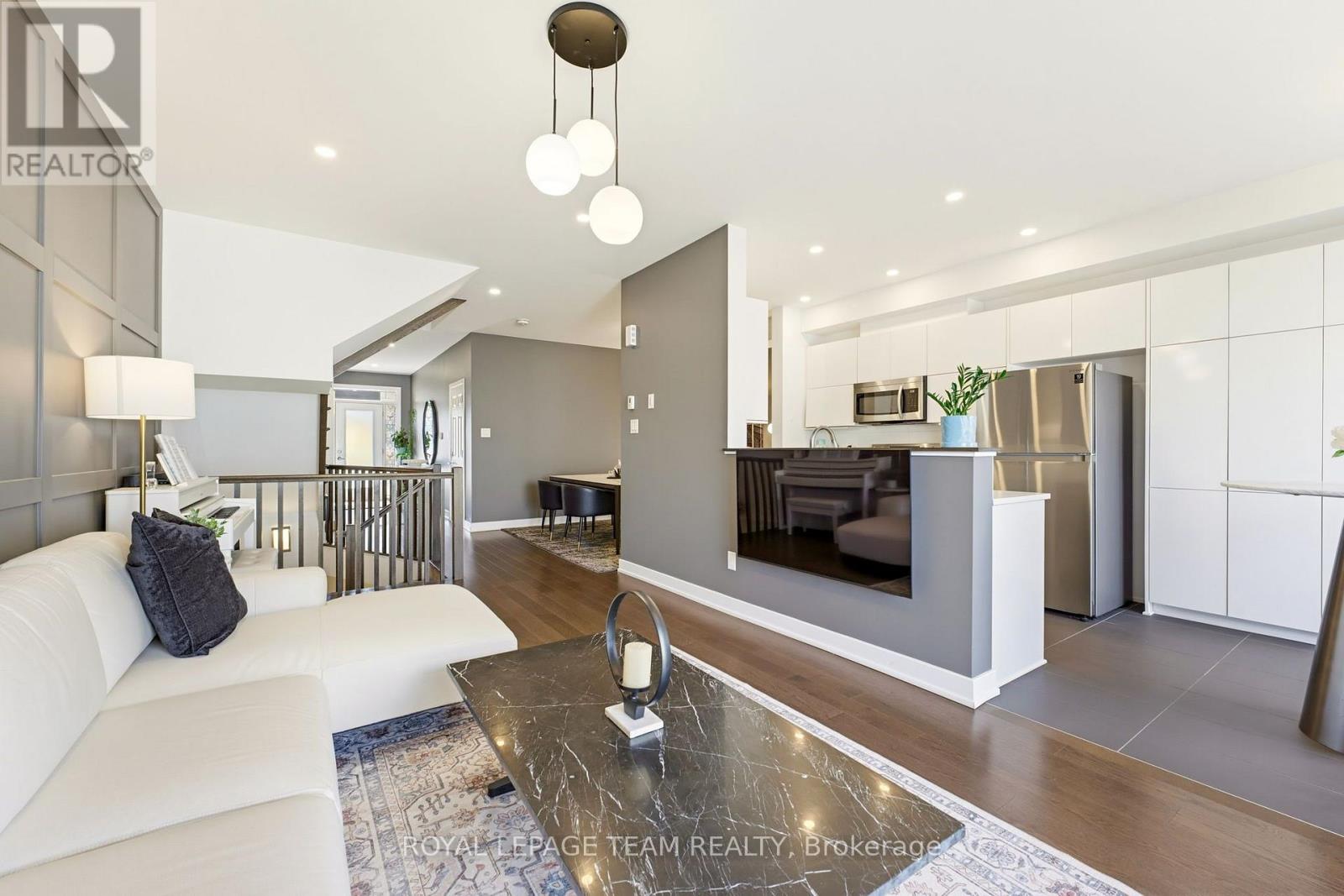 854 Solarium Avenue Property Photo 13
